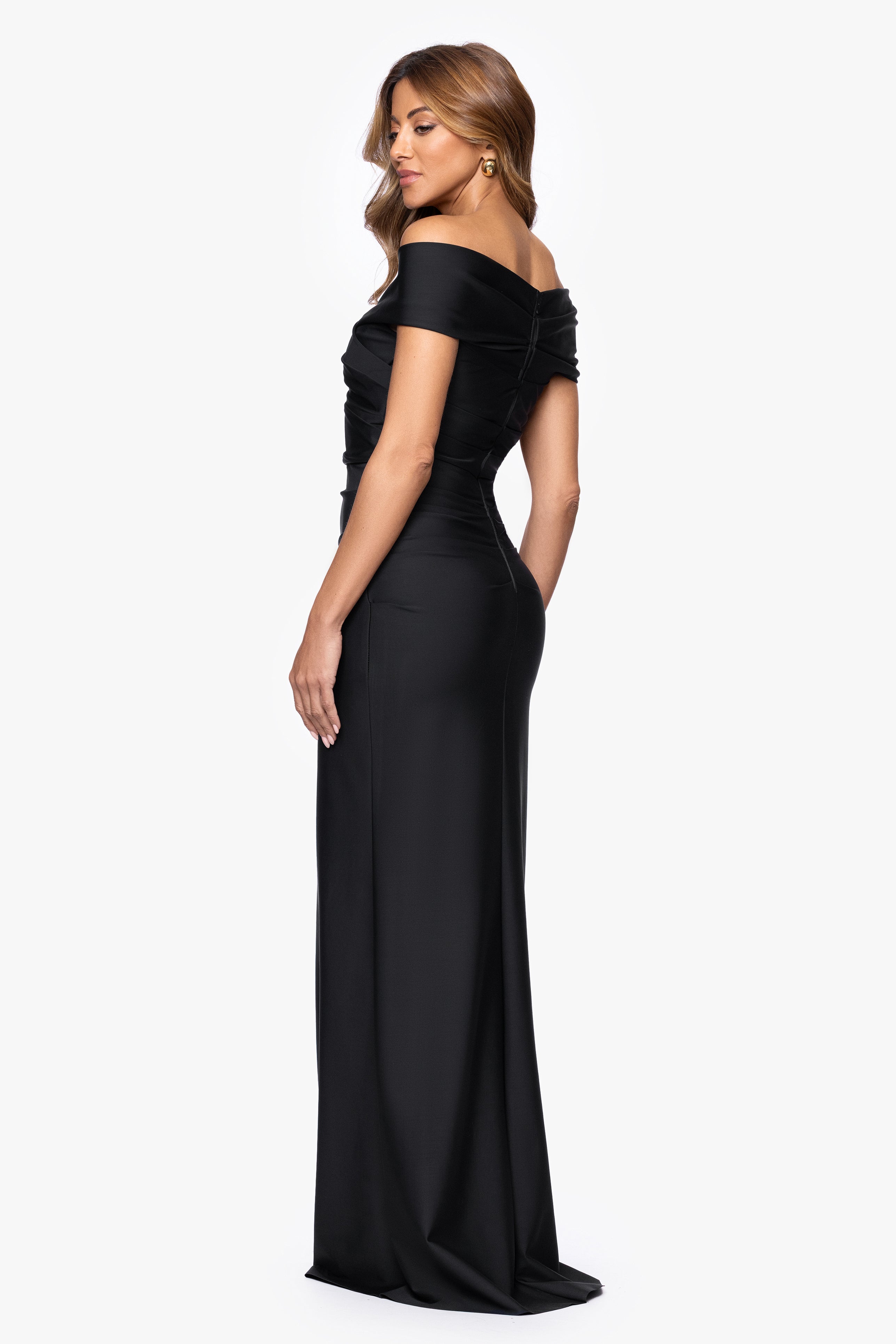 "Eloise" Bended Knit Off The Shoulder Ruched Dress