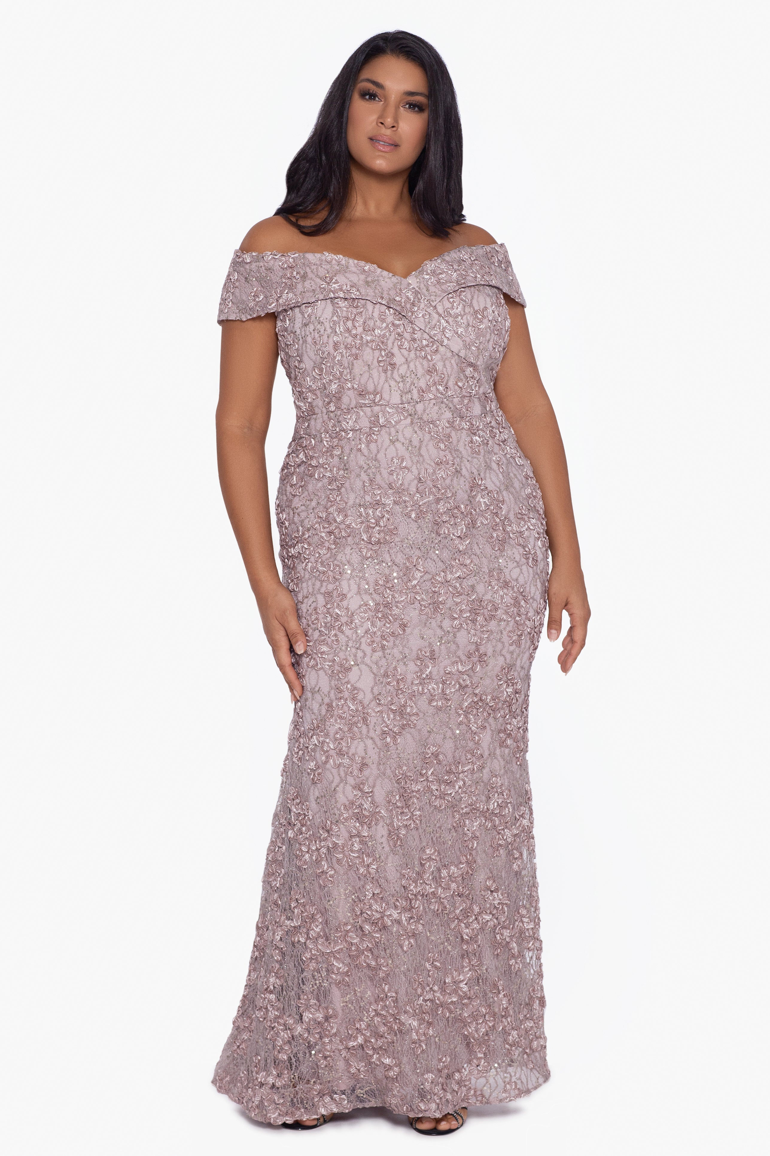 kaleigh off shoulder dress Elevate your seasonal fashion with this versatile piece from Kaiia. WINDSOR Women's Green Kaleigh Off