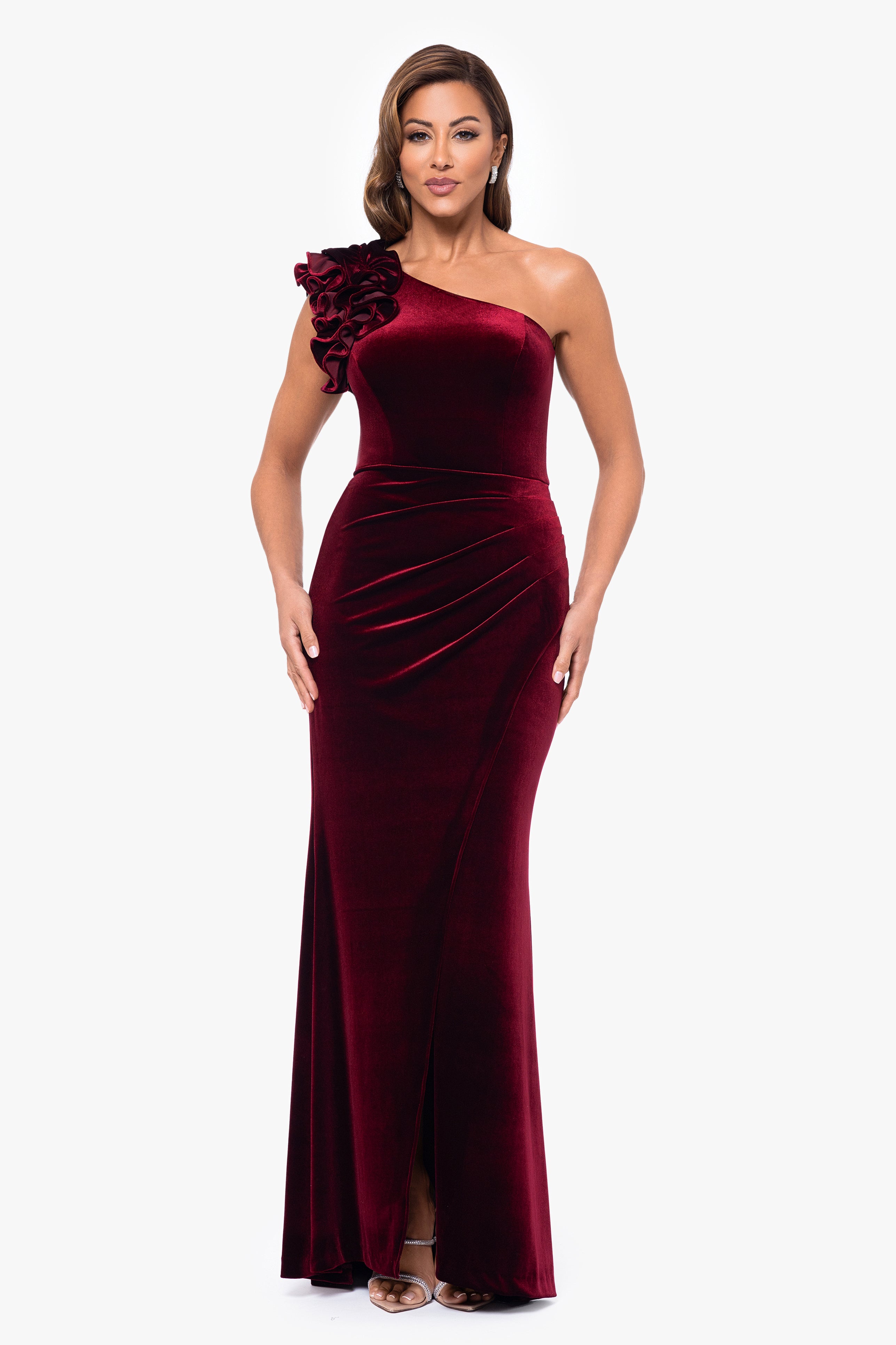 Xscape Womens size 10 dress burgundy Halter on sale Neck Crepe Gown