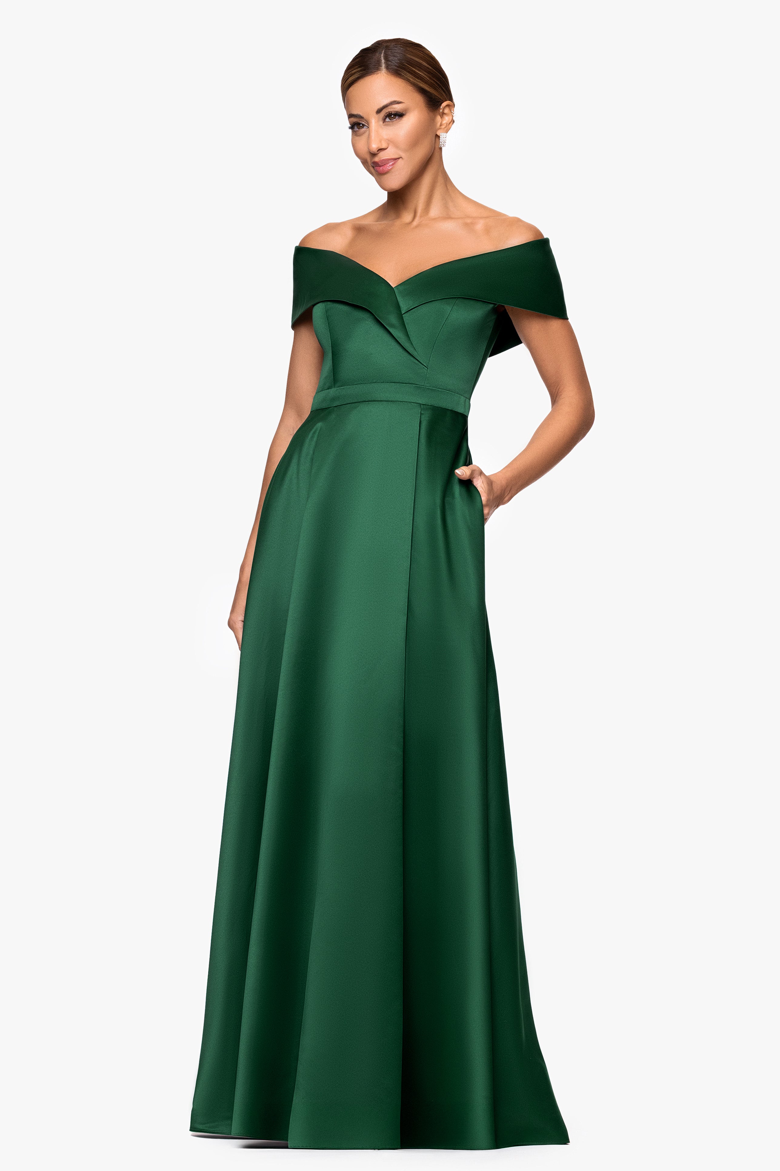 Xscape Women's Sweetheart Neck Gown - Emerald